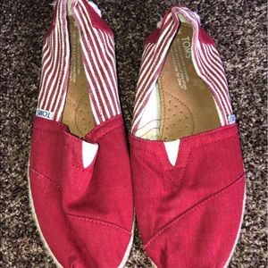 Red striped TOMS